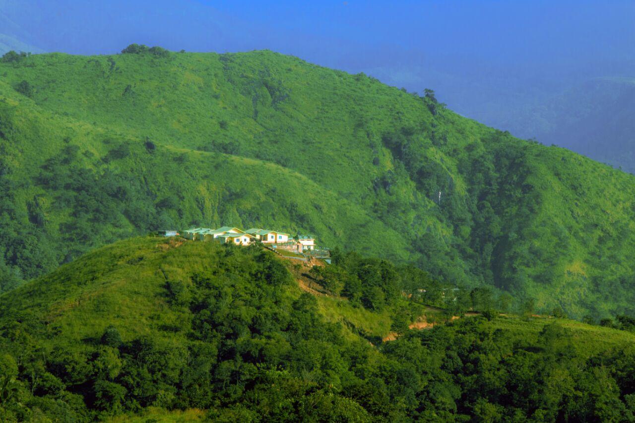 Misty Hill 호텔 Pīrmed 외부 사진